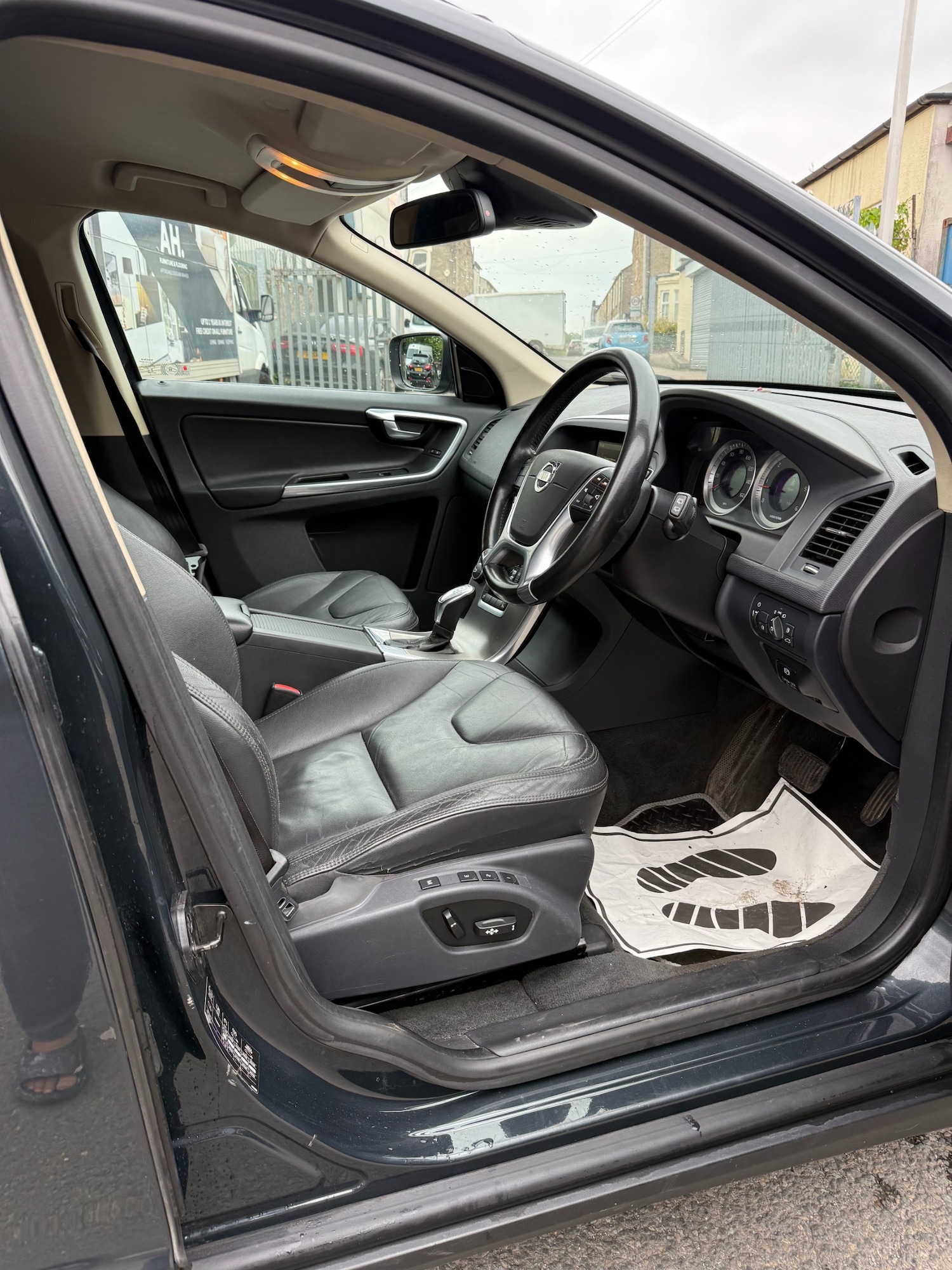 Vehicle 14