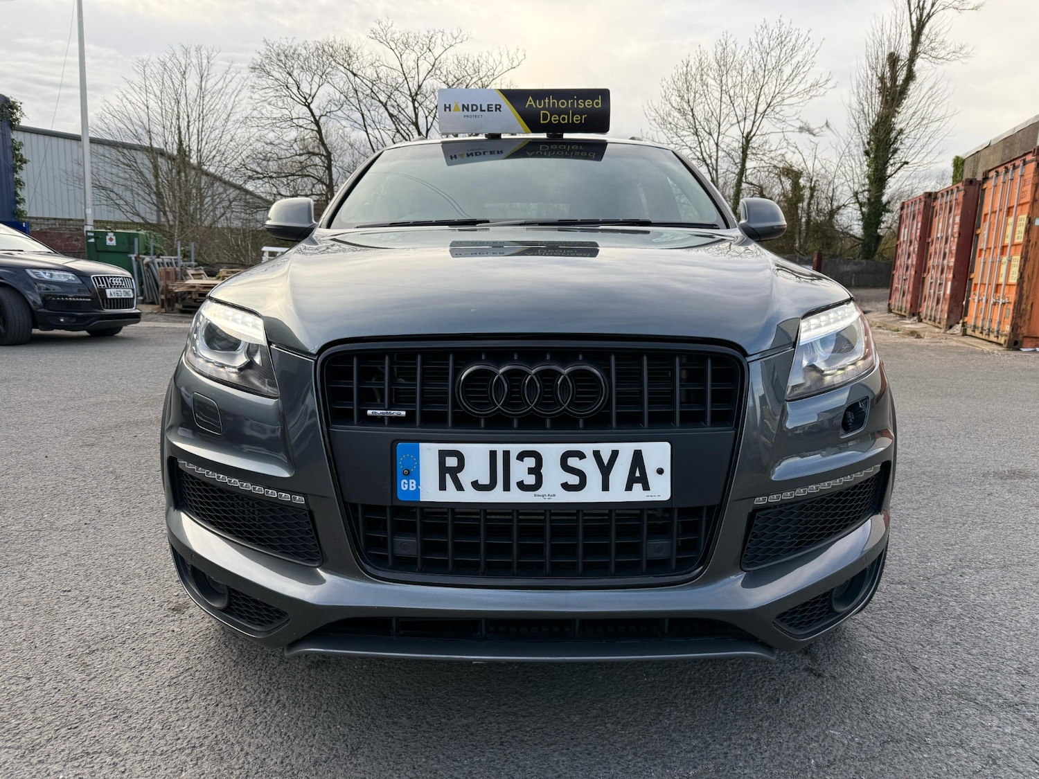 Used Audi Q7 2013 for sale - 76077245: Photo 2