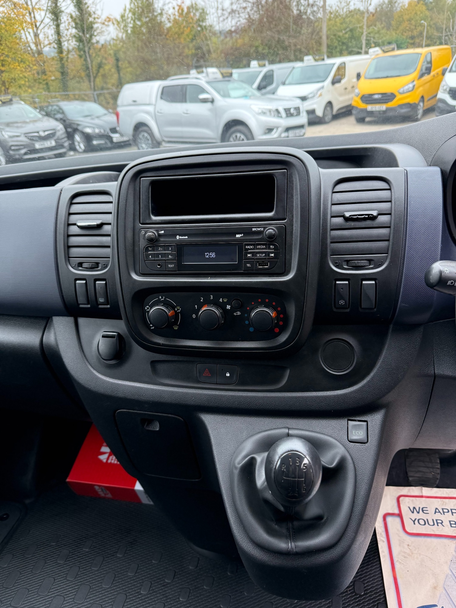 Used Vauxhall Vivaro 2016 for sale - 77037045: Photo 11