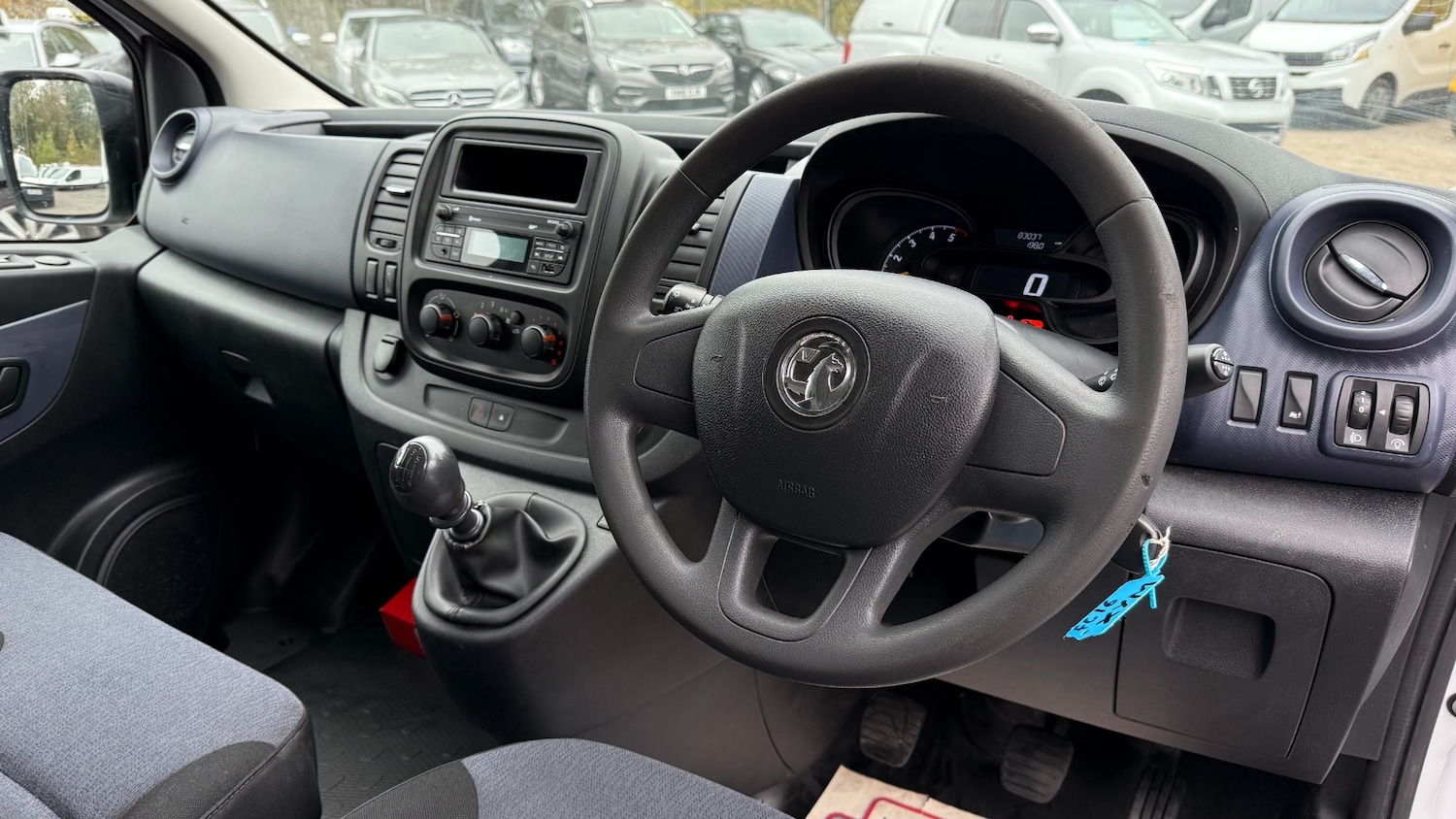 Used Vauxhall Vivaro 2016 for sale - 77037045: Photo 9