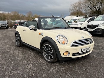Used MINI Convertible 2010 for sale - 77129747: Photo