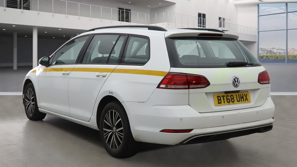 Used Volkswagen Golf 2018 for sale - 77930962: Photo 4