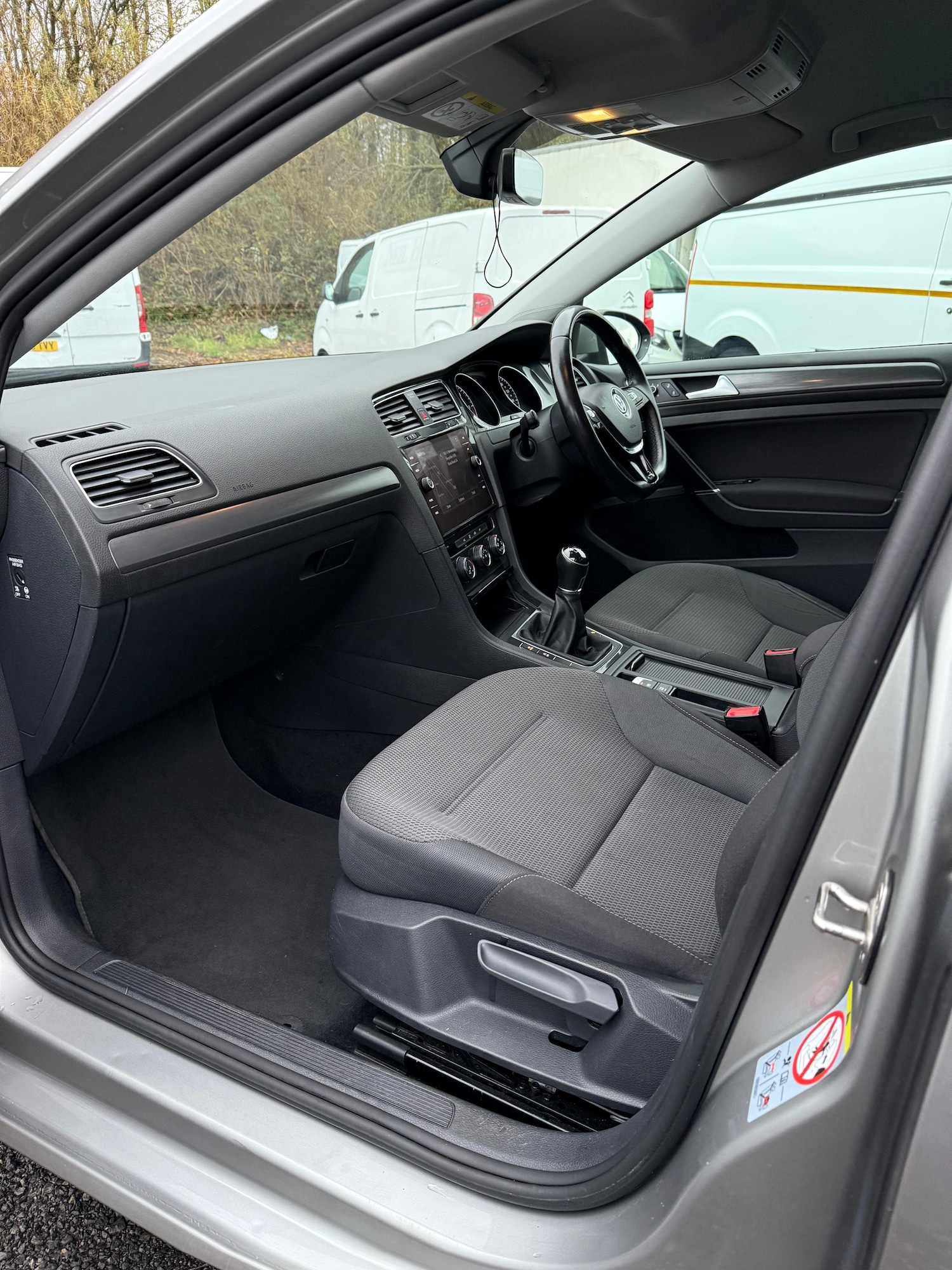 Used Volkswagen Golf 2017 for sale - 77352203: Photo 16