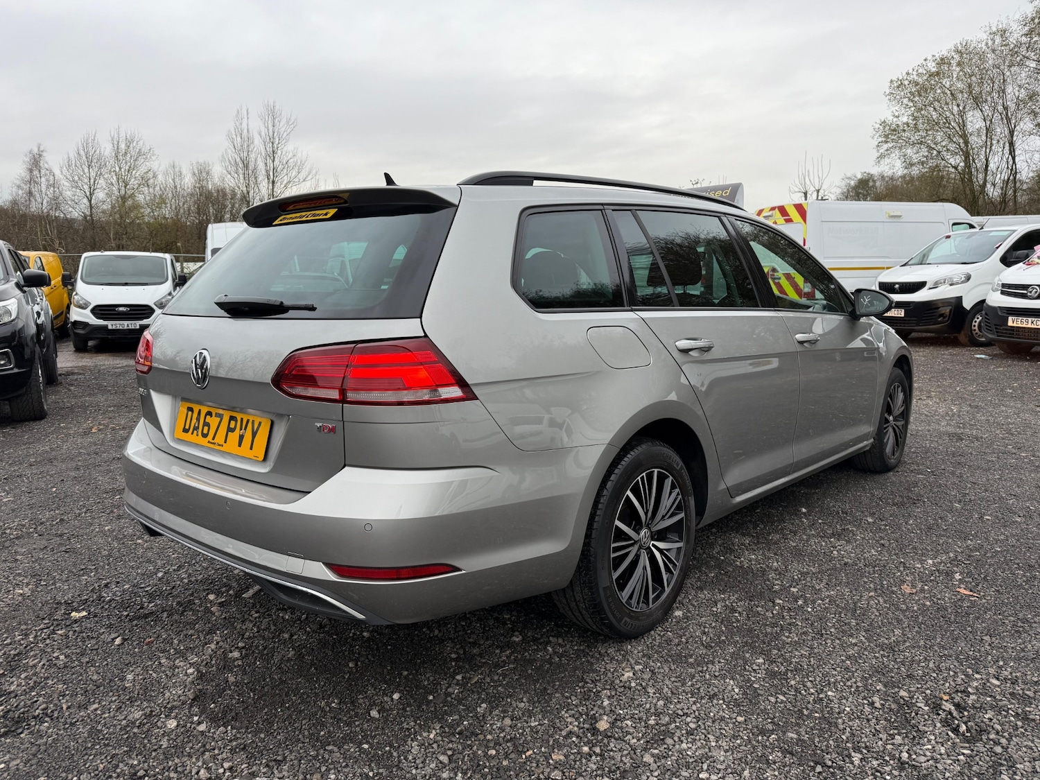 Used Volkswagen Golf 2017 for sale - 77352203: Photo 6