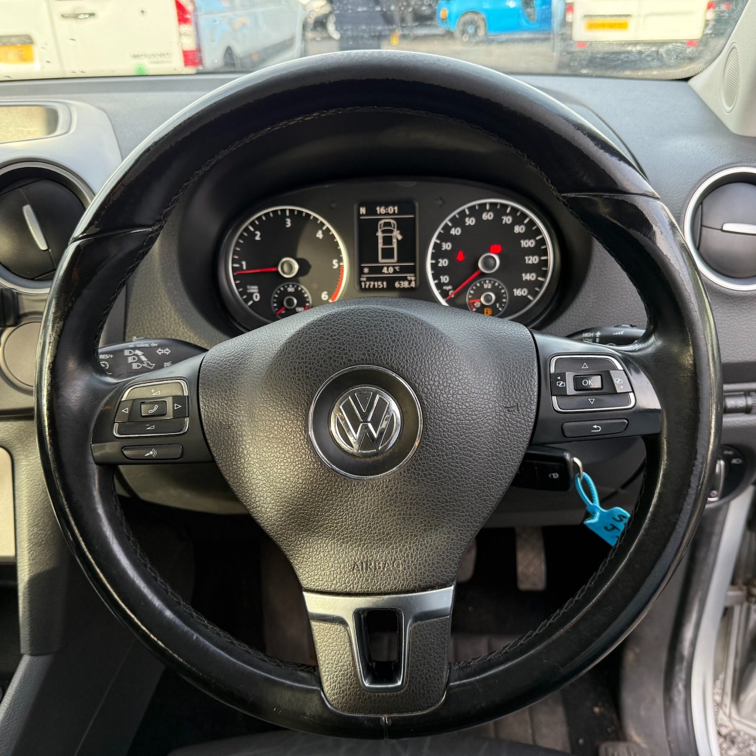 Used Volkswagen Amarok 2013 for sale - 77167685: Photo 13