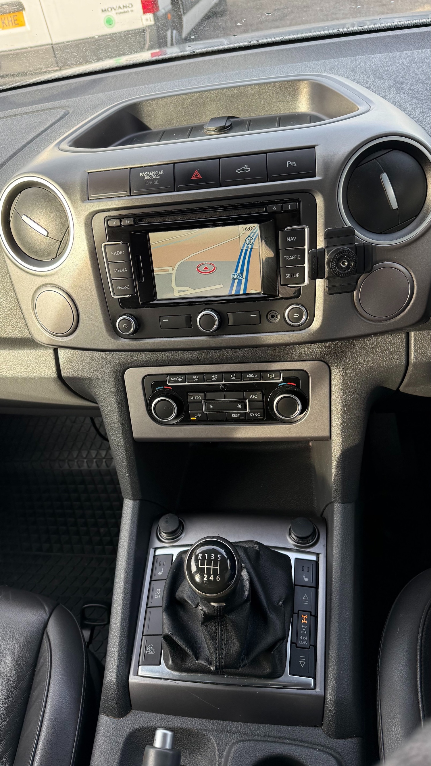 Used Volkswagen Amarok 2013 for sale - 77167685: Photo 14