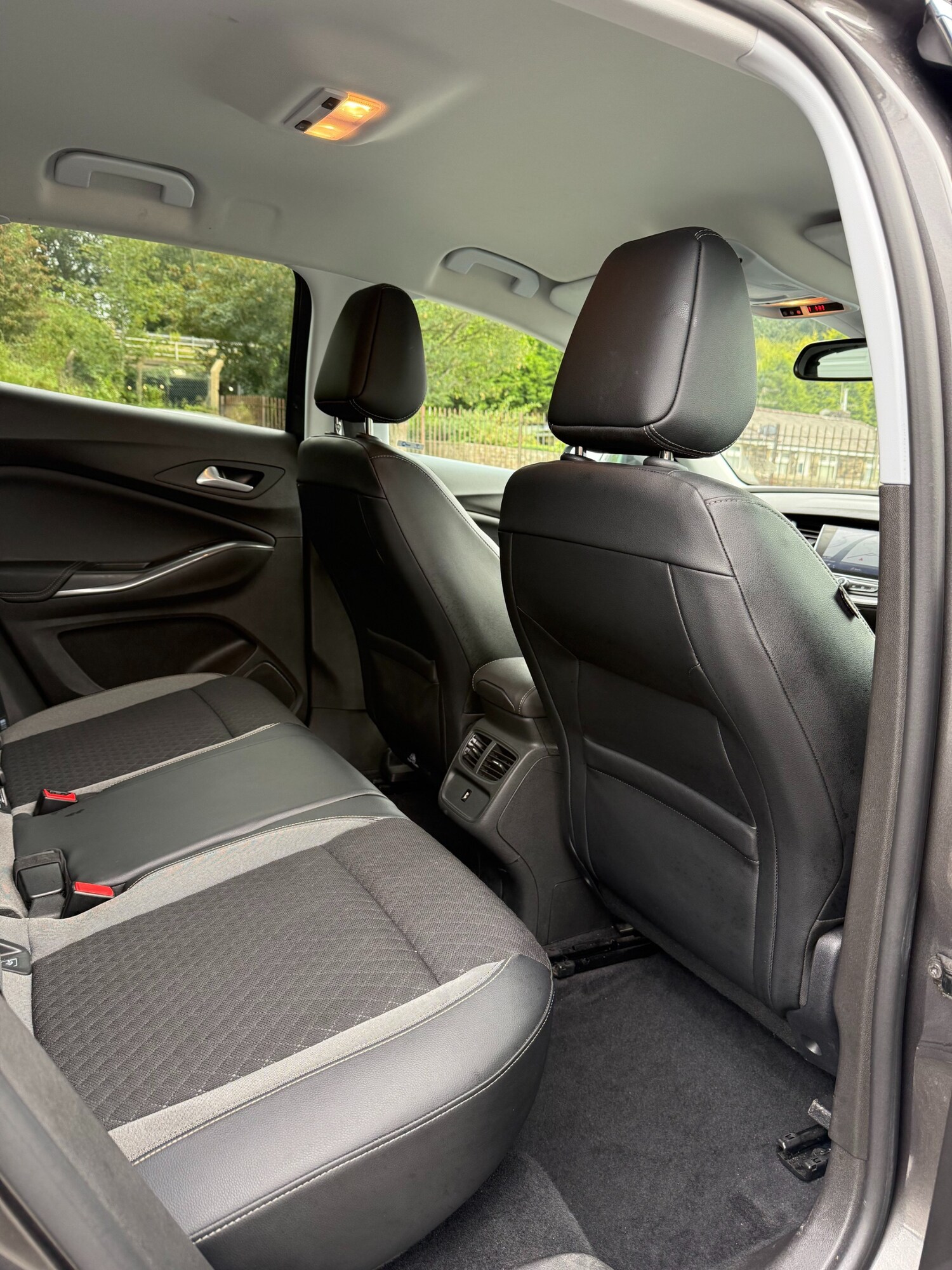 Used Vauxhall Grandland X 2018 for sale - 77541716: Photo 17