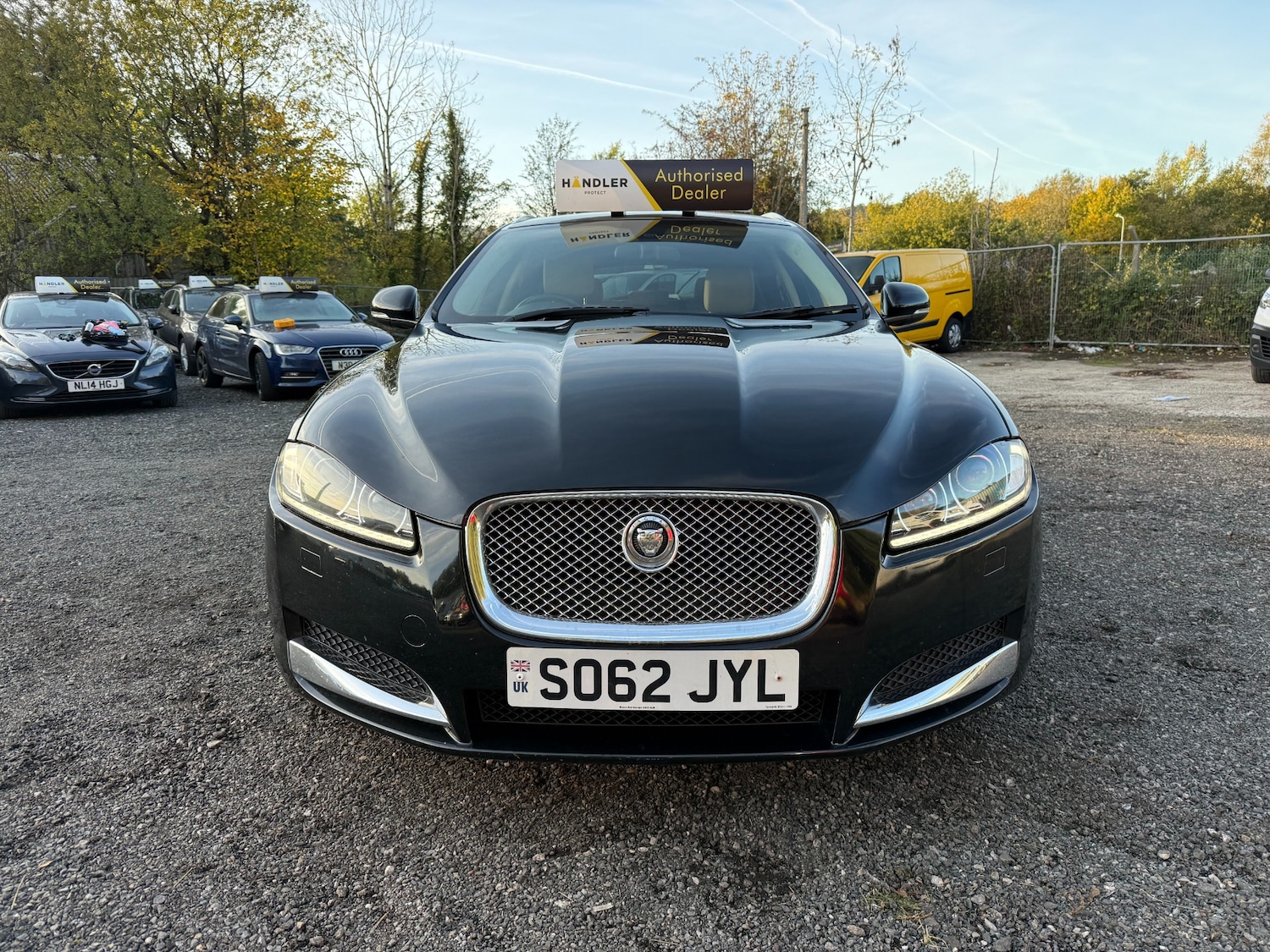 Used Jaguar XF 2013 for sale - 76844694: Photo 2