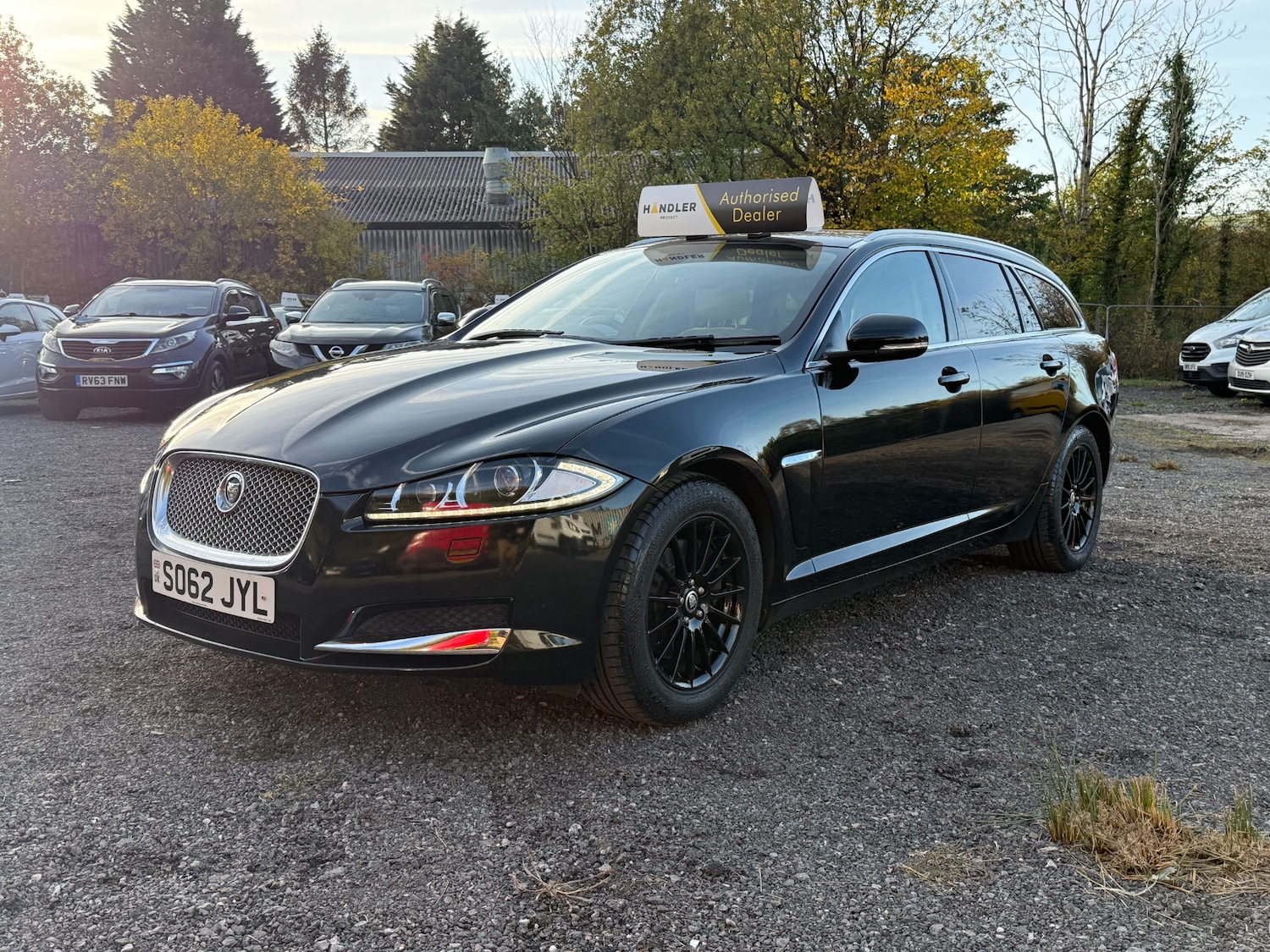 Used Jaguar XF 2013 for sale - 76844694: Photo 3