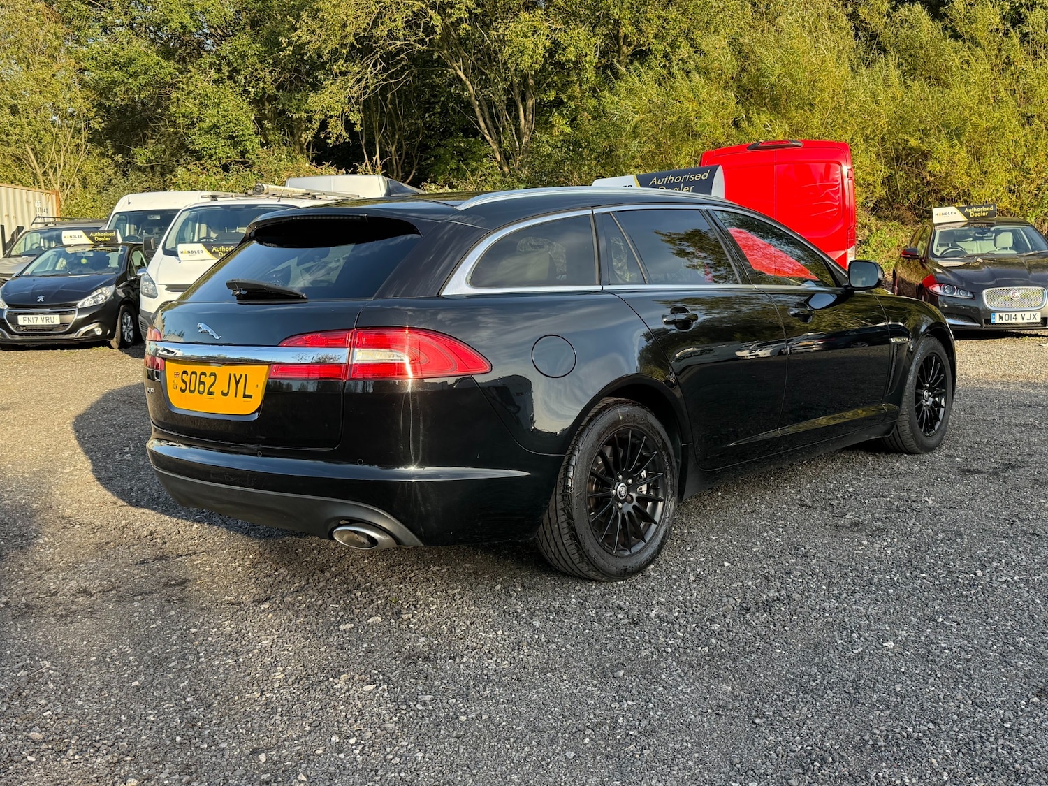 Used Jaguar XF 2013 for sale - 76844694: Photo 6