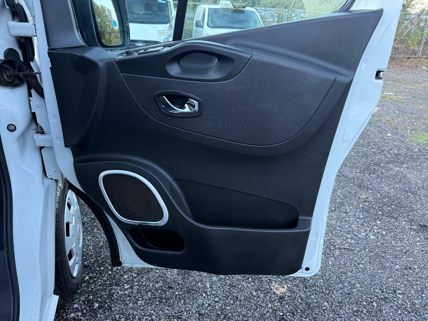 Used Vauxhall Vivaro 2019 for sale - 75955204: Photo 17