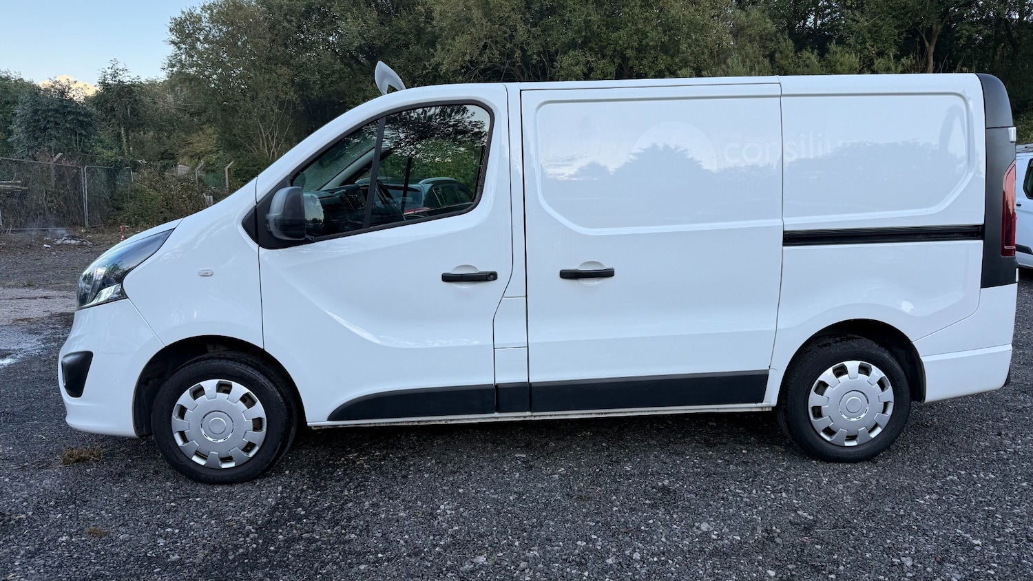 Used Vauxhall Vivaro 2019 for sale - 75955204: Photo 5