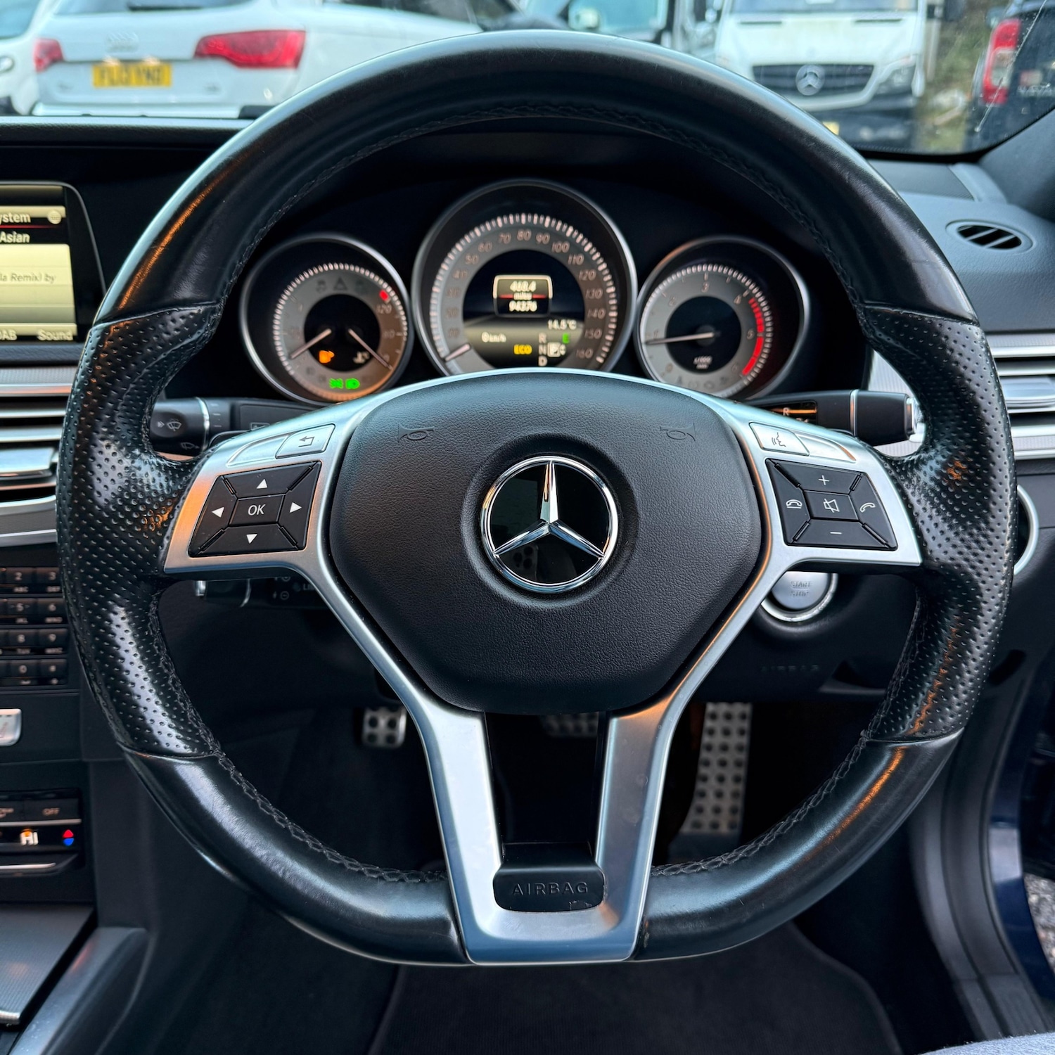 Used Mercedes-Benz E Class 2014 for sale - 76244020: Photo 14