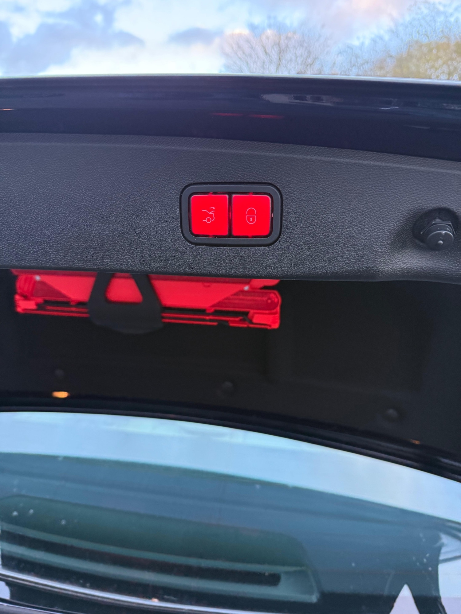 Used Mercedes-Benz E Class 2014 for sale - 76244020: Photo 22