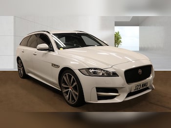 Used Jaguar XF 2017 for sale - 78694608: Photo