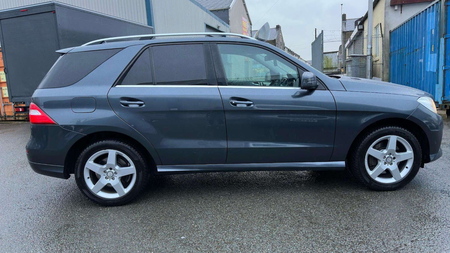Used Mercedes-Benz M-Class 2013 for sale - 76075833: Photo 4