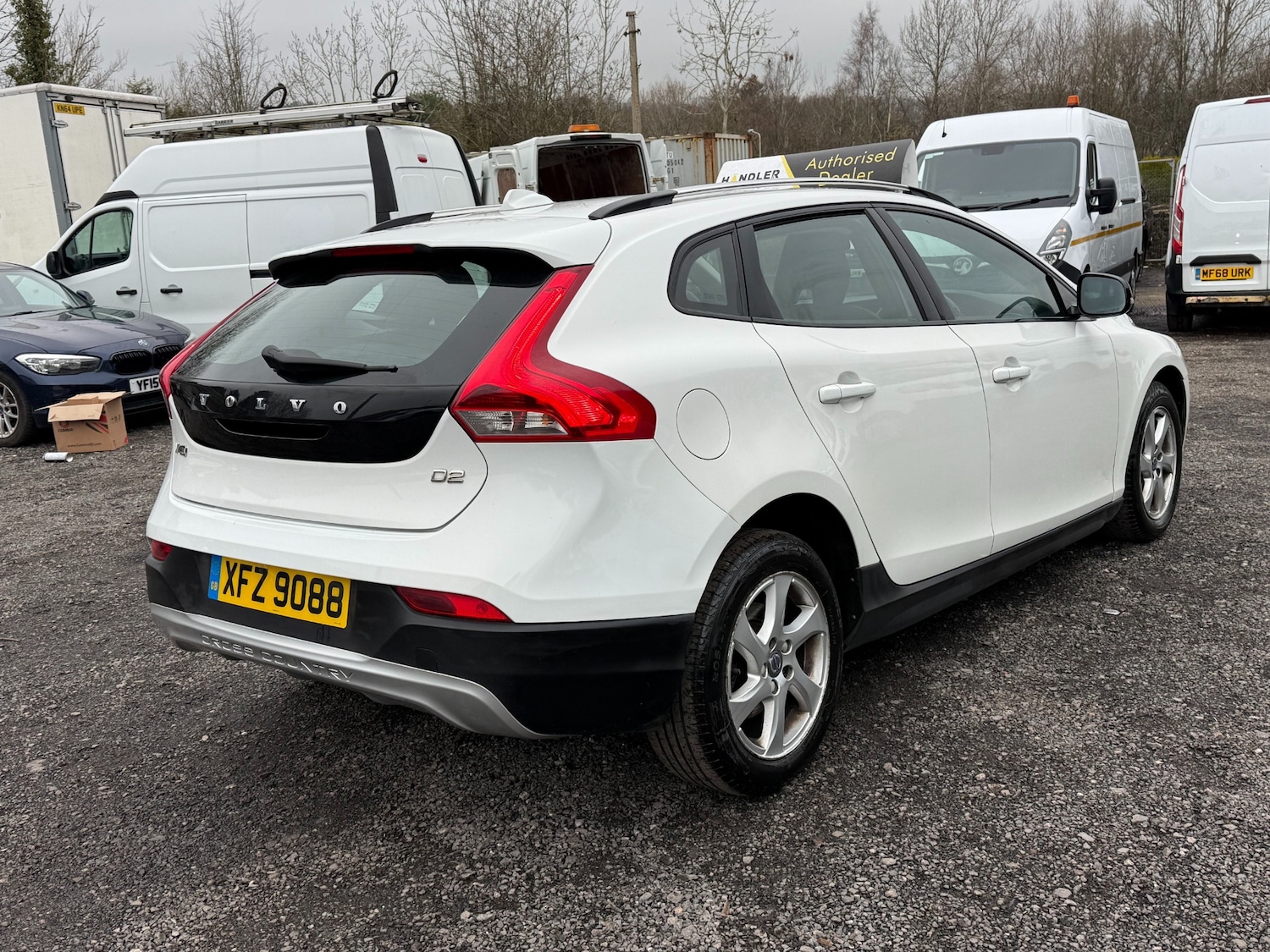Used Volvo V40 2015 for sale - 78197764: Photo 6
