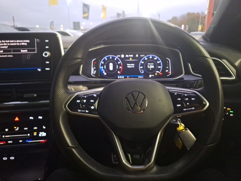 Used Volkswagen T-Roc 2022 for sale - 76498215: Photo 2