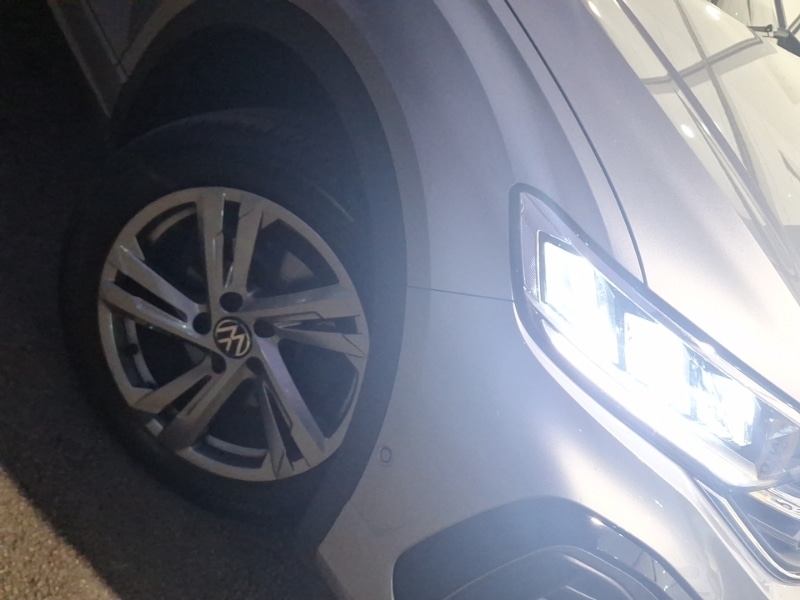 Used Volkswagen T-Roc 2022 for sale - 76498215: Photo 9