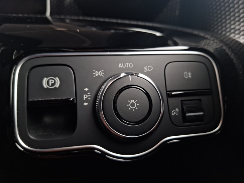 Used Mercedes-Benz A-Class 2019 for sale - 76401074: Photo 12