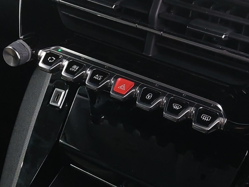 Used Peugeot 208 2022 for sale - 77596009: Photo 16