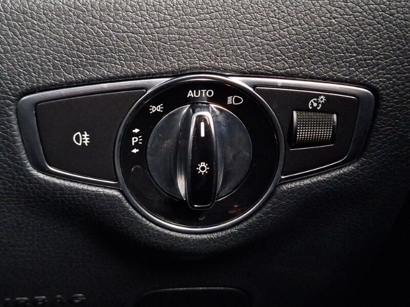 Used Mercedes-Benz E Class 2018 for sale - 77963955: Photo 14