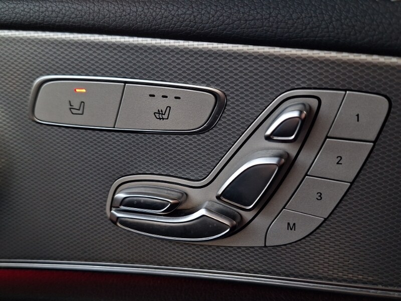 Used Mercedes-Benz E Class 2018 for sale - 77963955: Photo 15