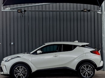 Used Toyota C-HR 2020 for sale - 79420042: Photo