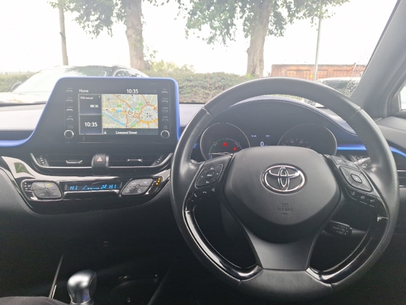 Used Toyota C-HR 2020 for sale - 76160617: Photo 2