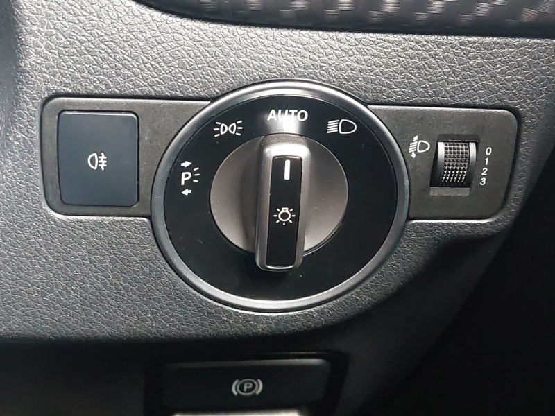 Used Mercedes-Benz A-Class 2018 for sale - 77823025: Photo 17