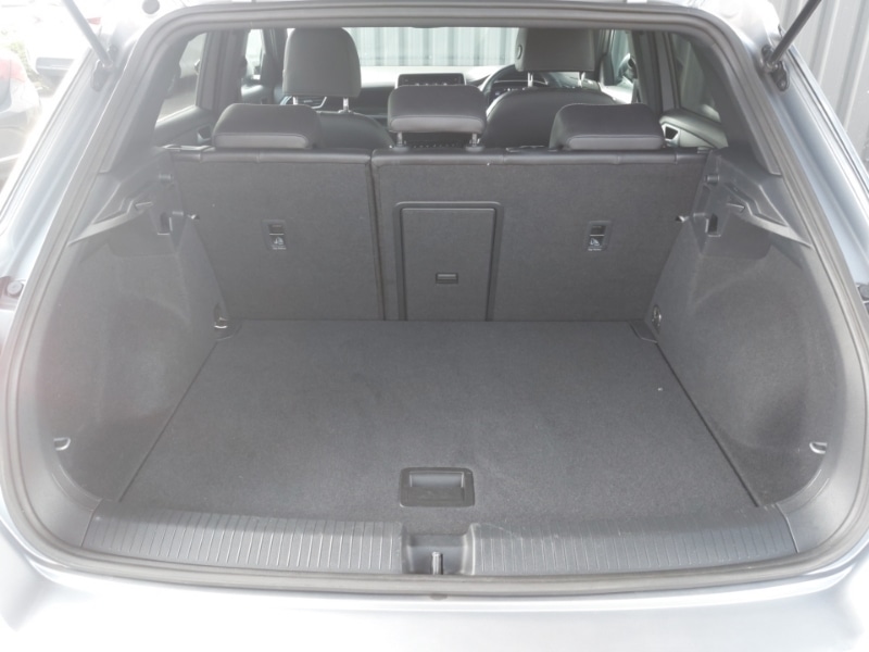 Used Volkswagen T-Roc 2022 for sale - 77761230: Photo 8