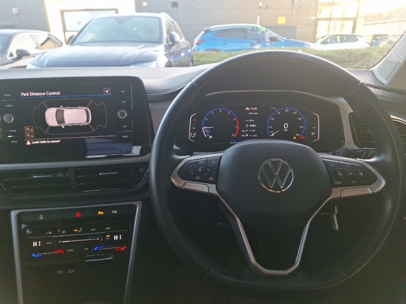 Used Volkswagen T-Roc 2022 for sale - 76788823: Photo 2