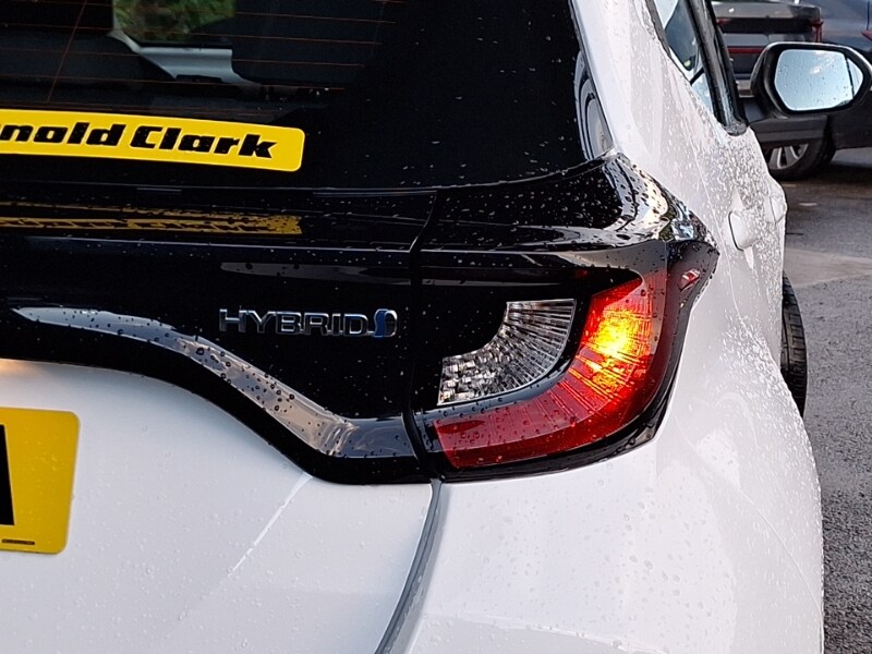 Used Toyota Yaris 2023 for sale - 77108105: Photo 13