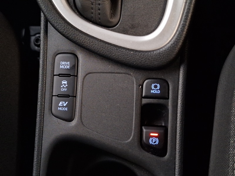 Used Toyota Yaris 2023 for sale - 77108105: Photo 16