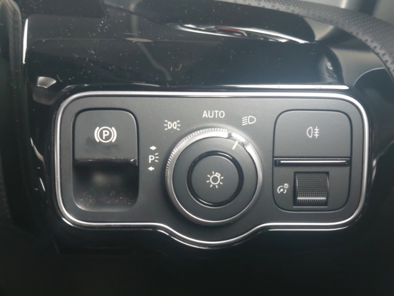 Used Mercedes-Benz CLA 2023 for sale - 76418848: Photo 17