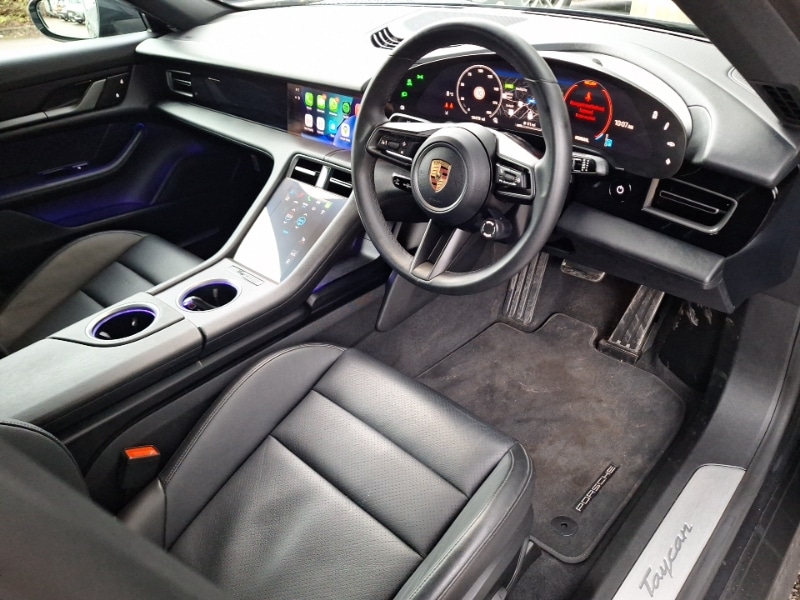 Used Porsche Taycan 2024 for sale - 77183748: Photo 10