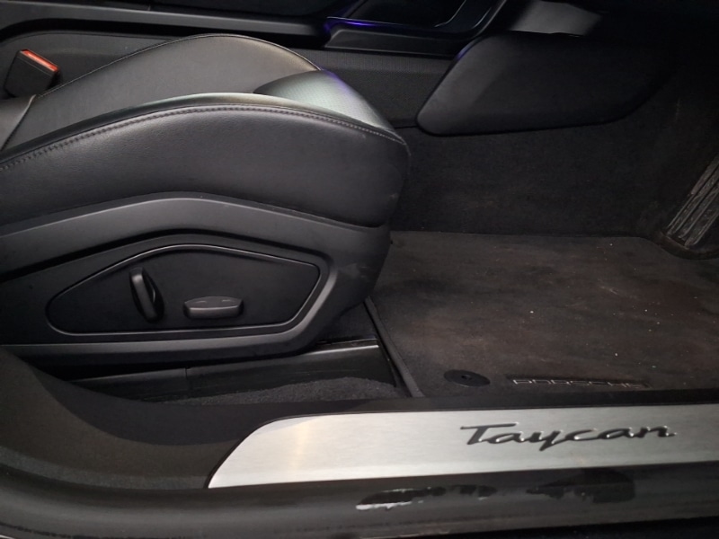 Used Porsche Taycan 2024 for sale - 77183748: Photo 14
