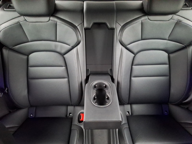 Used Porsche Taycan 2024 for sale - 77183748: Photo 16