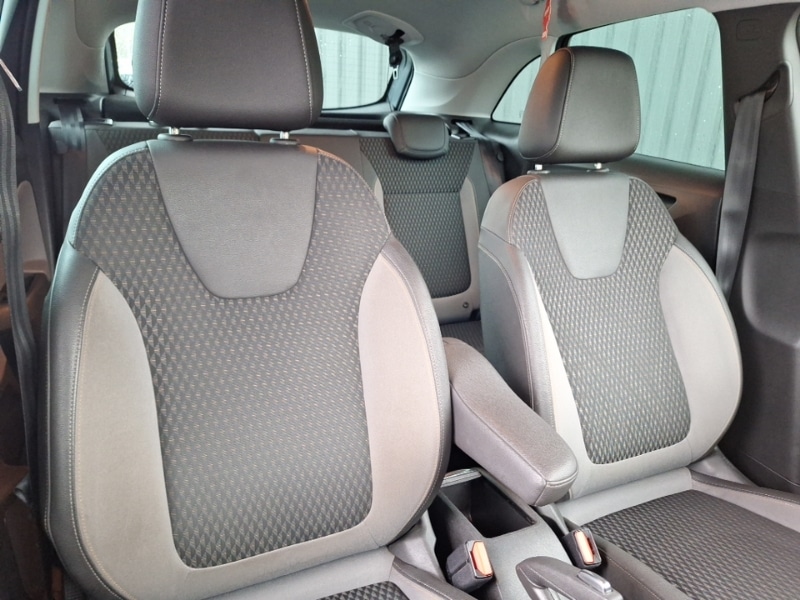 Used Vauxhall Crossland X 2017 for sale - 77251878: Photo 13