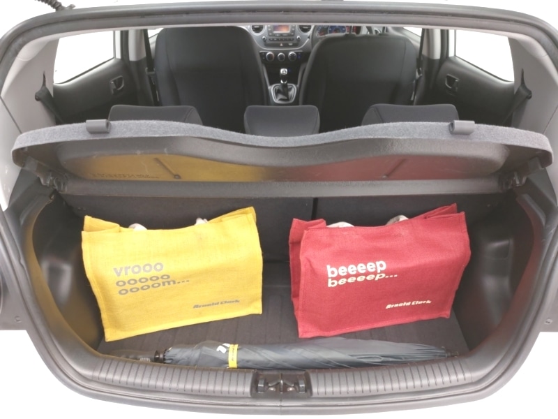 Used Hyundai i10 2017 for sale - 77736352: Photo 8