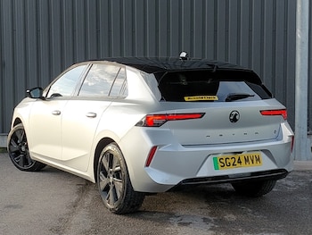 Used Vauxhall Astra 2024 for sale - 77433315: Photo