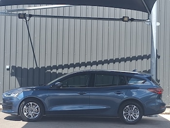 Used Ford Focus 2023 for sale - 78963103: Photo