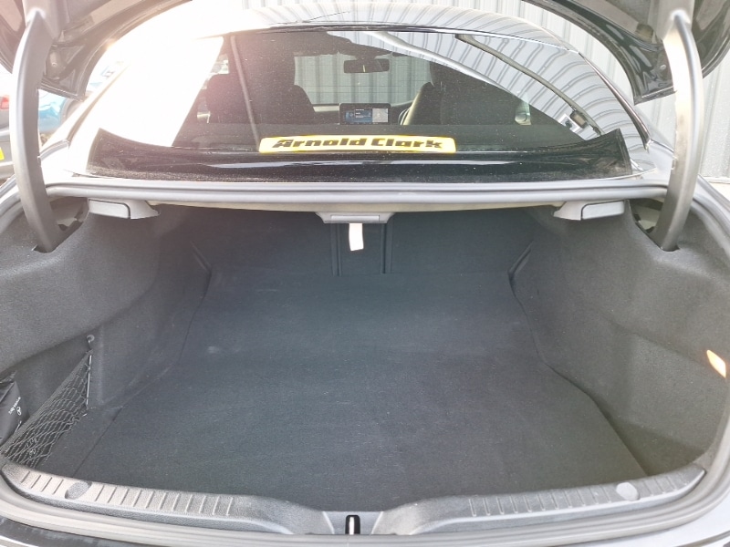 Used Mercedes-Benz C Class 2019 for sale - 77956679: Photo 8