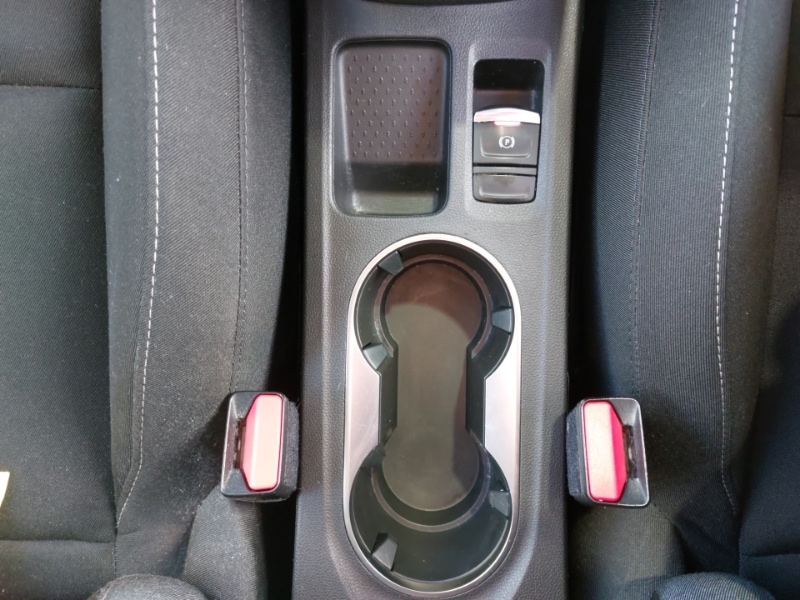 Used Renault Captur 2020 for sale - 76602604: Photo 18