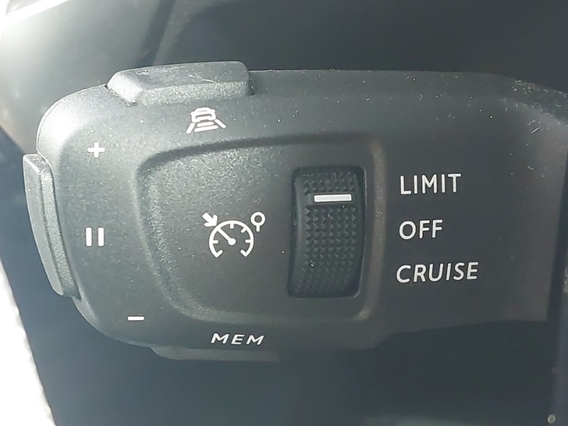 Used Peugeot 5008 2023 for sale - 78013307: Photo 18