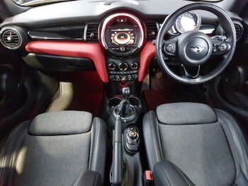 Used MINI Hatch 2017 for sale - 77610994: Photo