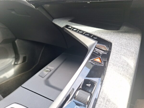 Used Peugeot 3008 2024 for sale - 76244293: Photo 16