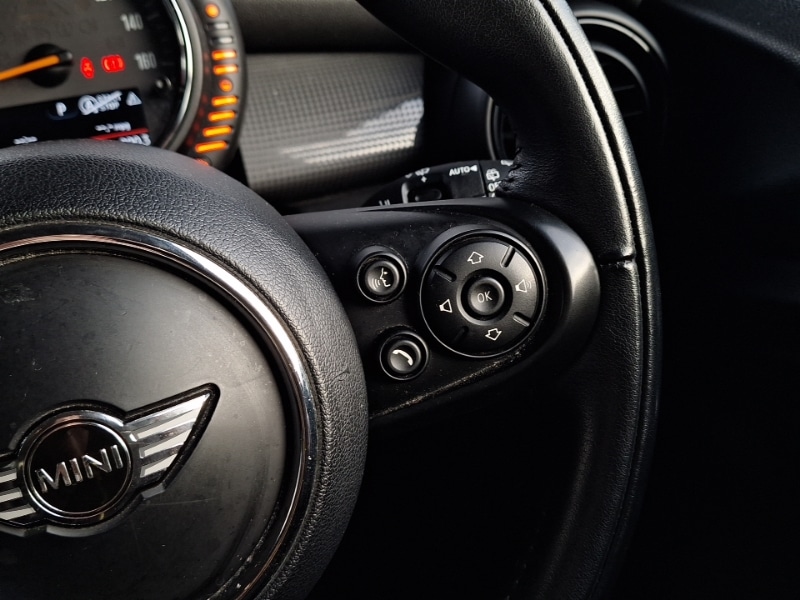 Used MINI Hatch 2017 for sale - 76387825: Photo 13