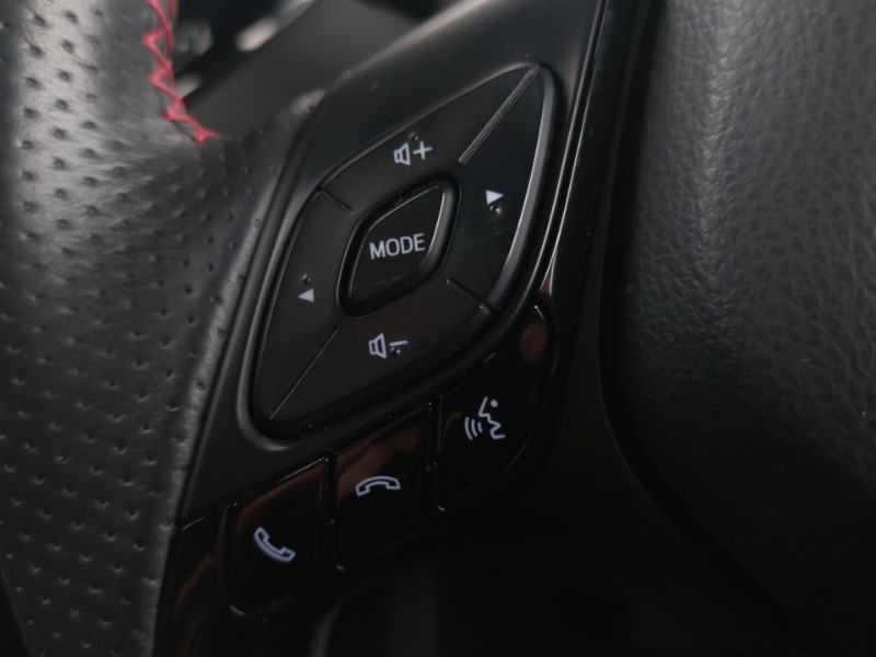 Used Toyota C-HR 2023 for sale - 77816011: Photo 14