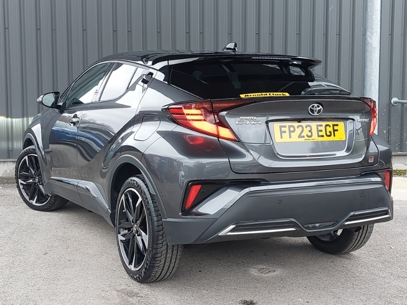 Used Toyota C-HR 2023 for sale - 77816011: Photo 3